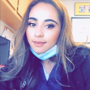 Meet your Posher, Ingrid